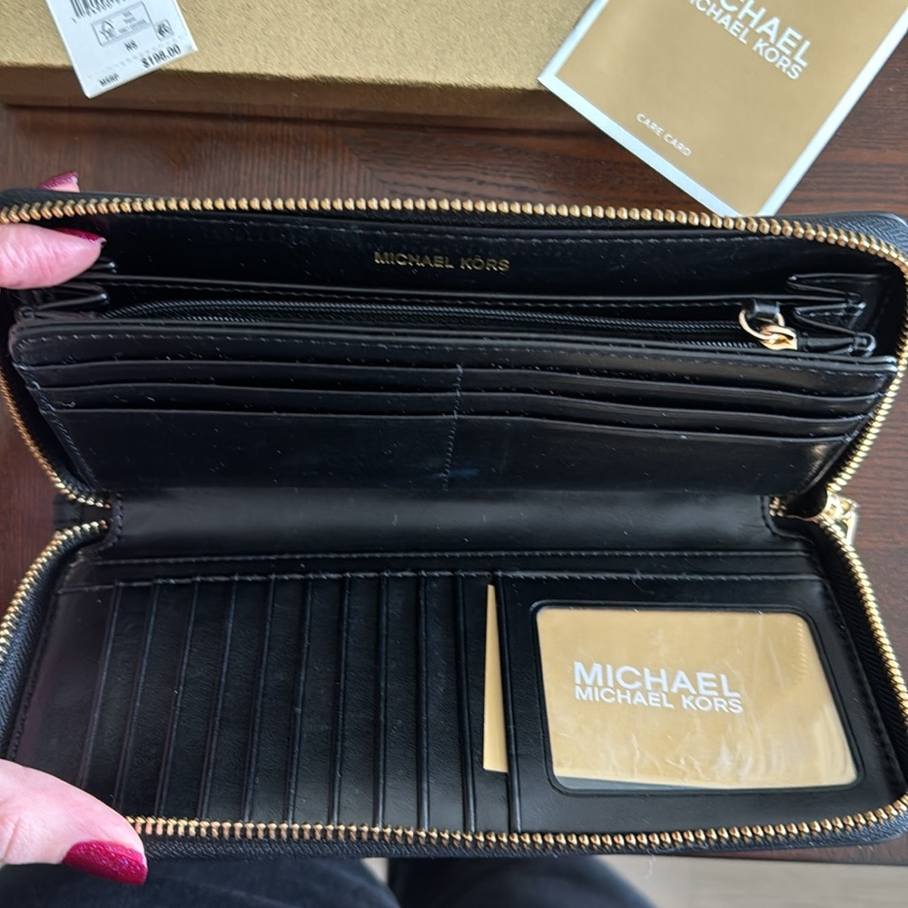 Michael Kors | Travel Continental Black Leather Wallet Wristlet New With Tags - Picture 3 of 8
